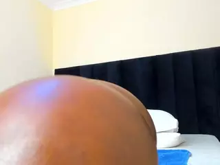 Cutie-bootie's Live Sex Cam Show