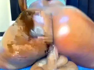 Cutie-bootie's Live Sex Cam Show