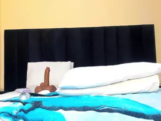 Cutie-bootie's Live Sex Cam Show