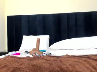 Cutie-bootie's Live Sex Cam Show