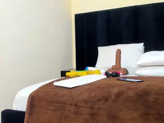 Cutie-bootie's Live Sex Cam Show