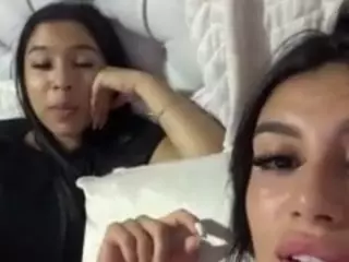 Ale's Live Sex Cam Show