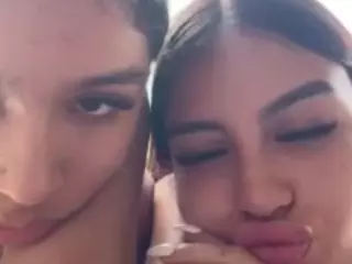 Ale's Live Sex Cam Show