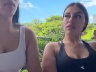 Ale's Live Sex Cam Show