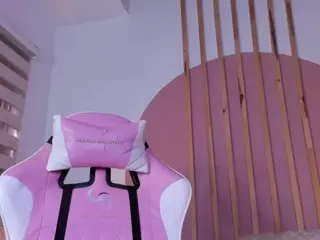 luana-adans's Live Sex Cam Show