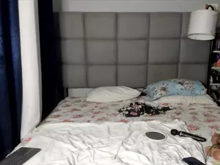 suhailasuu's Live Sex Cam Show