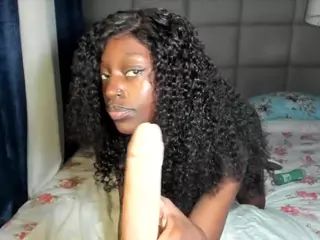 suhailasuu's Live Sex Cam Show