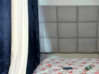 suhailasuu's Live Sex Cam Show