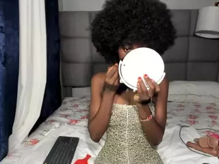 suhailasuu's Live Sex Cam Show
