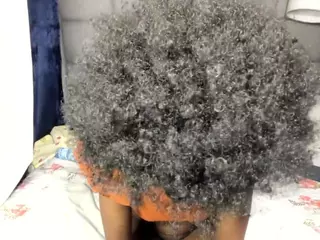 suhailasuu's Live Sex Cam Show