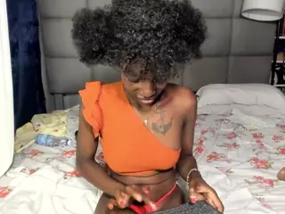 suhailasuu's Live Sex Cam Show