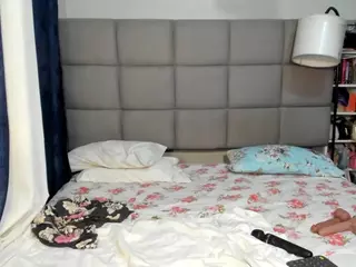 suhailasuu's Live Sex Cam Show