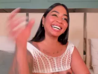 aisha-brown's Live Sex Cam Show