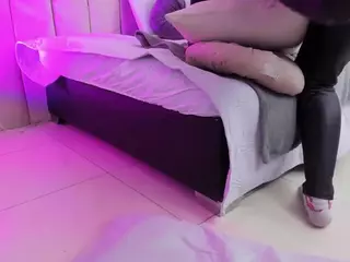 April-bowie's Live Sex Cam Show