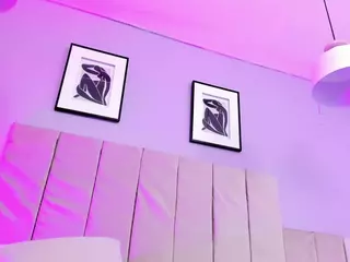 April-bowie's Live Sex Cam Show