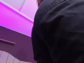 April-bowie's Live Sex Cam Show