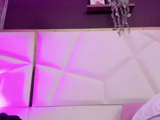 April-bowie's Live Sex Cam Show