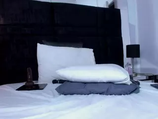 Mia Garcia's Live Sex Cam Show