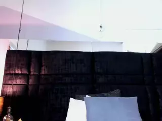 Mia Garcia's Live Sex Cam Show