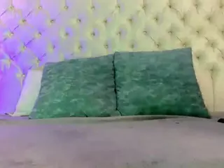 Ely-Maldox's Live Sex Cam Show