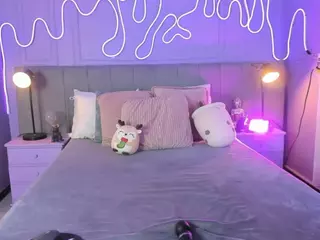 Ely-Maldox's Live Sex Cam Show