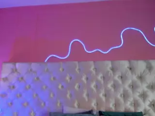 Ely-Maldox's Live Sex Cam Show