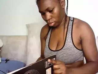 lovemaya4's Live Sex Cam Show