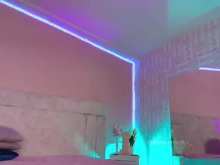 Sweet Veronica's Live Sex Cam Show