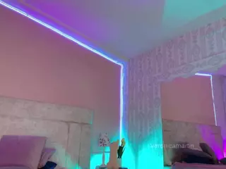 Sweet Veronica's Live Sex Cam Show