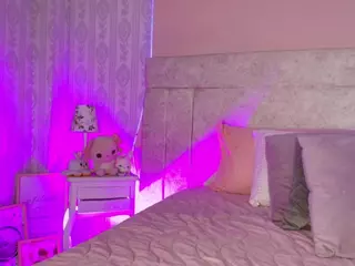 Sweet Veronica's Live Sex Cam Show