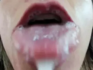 NaughtyKittenm's Live Sex Cam Show