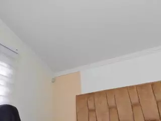 NaughtyKittenm's Live Sex Cam Show