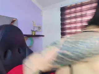 NaughtyKittenm's Live Sex Cam Show