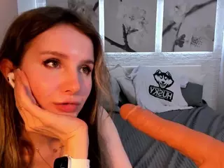 BettyRouseExcitability's Live Sex Cam Show