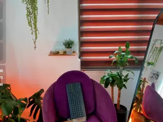 Julieta-cooper's Live Sex Cam Show