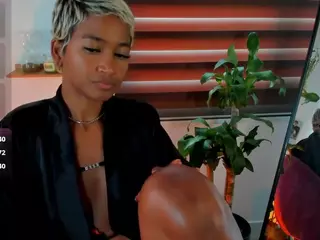 Julieta-cooper's Live Sex Cam Show