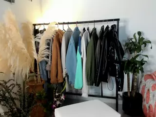 Julieta-cooper's Live Sex Cam Show