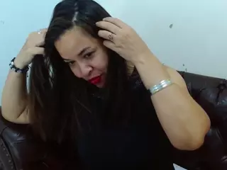 LizethBels's Live Sex Cam Show