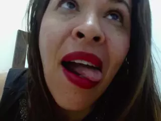 LizethBels's Live Sex Cam Show