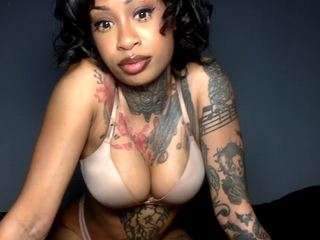 Offline cam show with TrinityTeighlour