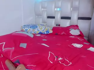ELETTRA's Live Sex Cam Show