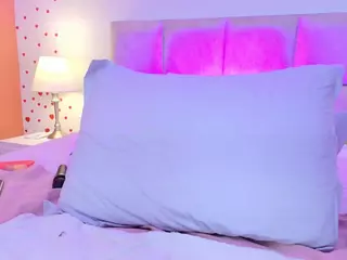 MarianneFox's Live Sex Cam Show
