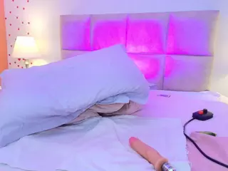 MarianneFox's Live Sex Cam Show