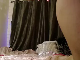 missbreababe's Live Sex Cam Show