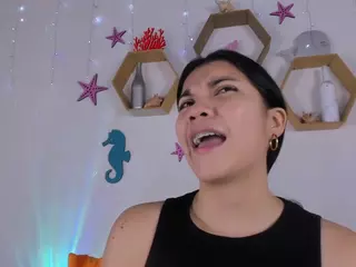 Emily-Parrker's Live Sex Cam Show