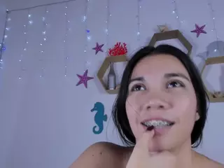 Emily-Parrker's Live Sex Cam Show