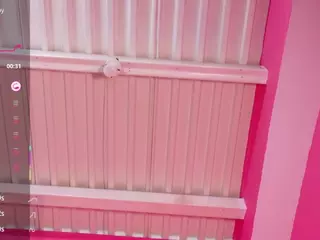 LILISANTOS's Live Sex Cam Show