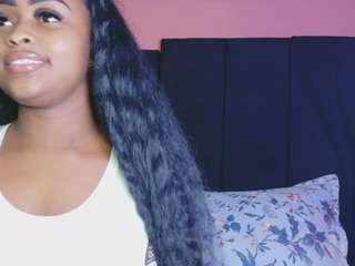 Live cam show with LILISANTOS
