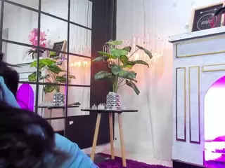 MEGAN-DIAMOND's Live Sex Cam Show