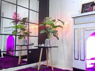 MEGAN-DIAMOND's Live Sex Cam Show